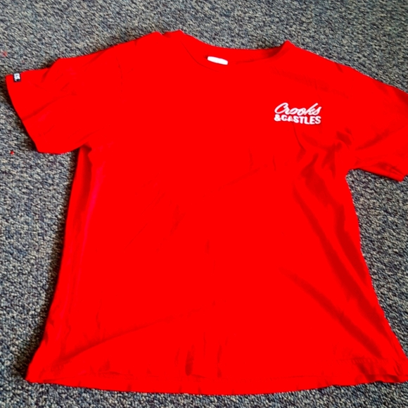 T-shirt - Picture 1 of 2